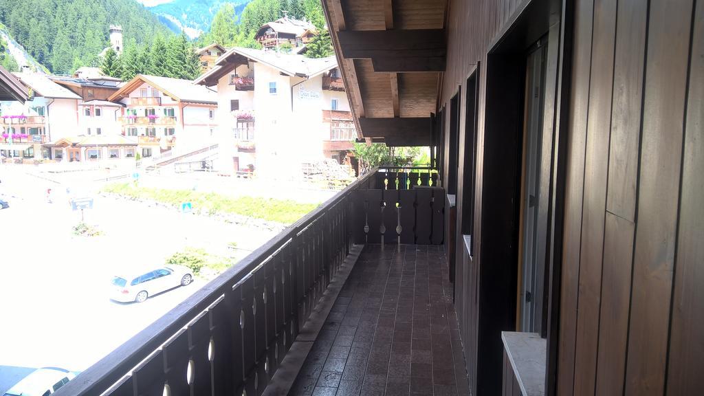 Stella Alpina Apartamento Campitello di Fassa Exterior foto